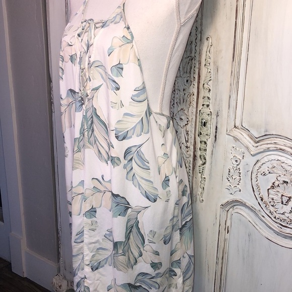 Show Me Your Mumu Tropical Print Plunge Back Front Lace Halter Strap Dress S/S - Picture 3 of 10